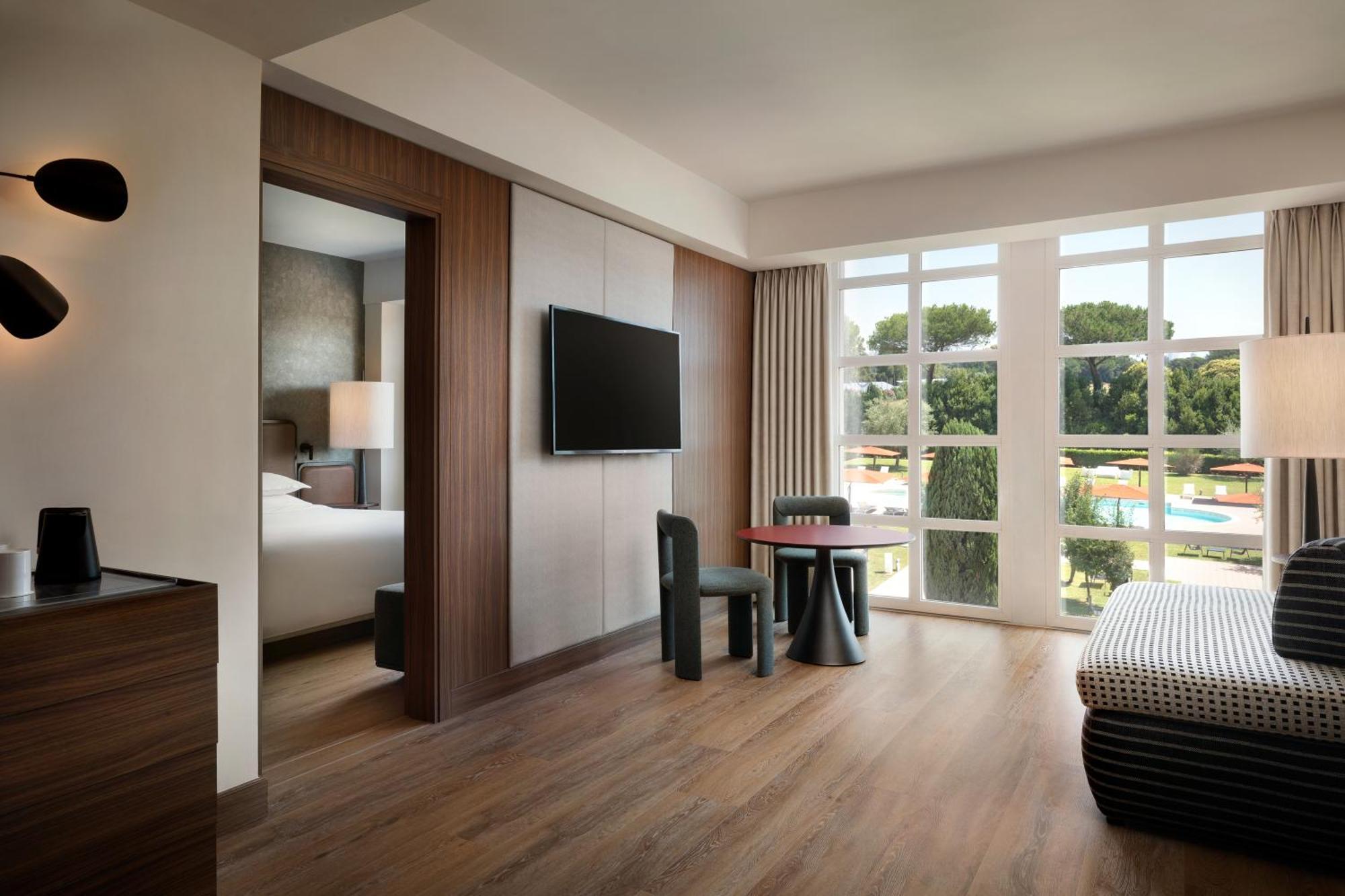 Suite King Senior Executive con 1 Camera da Letto e Vista Giardino