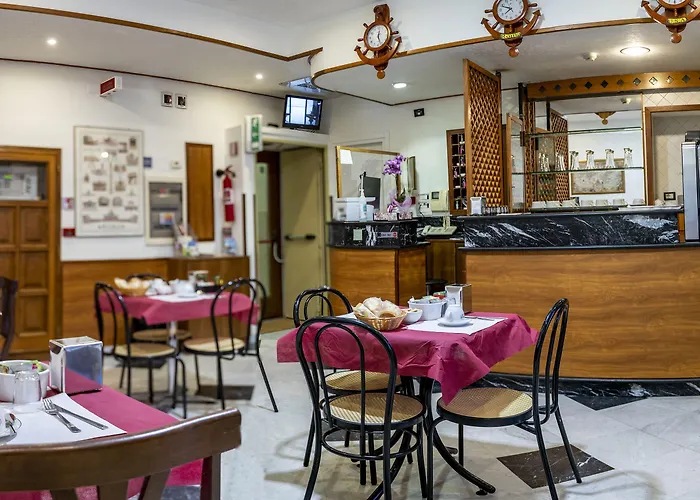 Hotel Ferrarese Roma